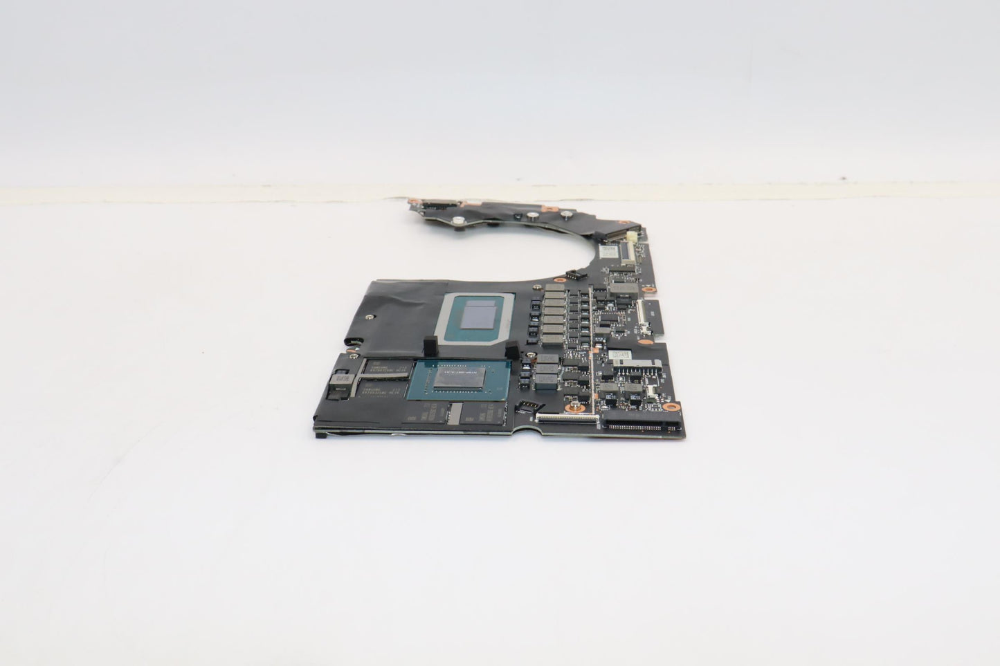 Lenovo Bdplanar Mb82Tki5125Gtx16504G1 - 5B21J10269