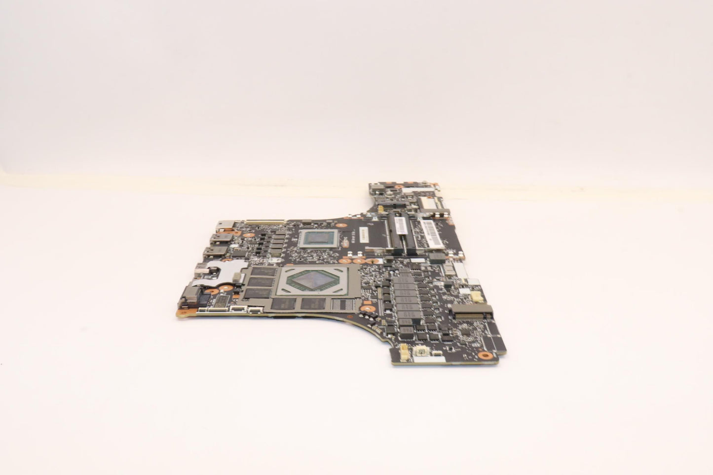 Lenovo Bdplanar Mb L82Uh Nok R76800Hr - 5B21J10824