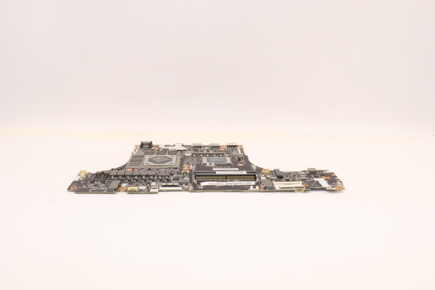 Lenovo Bdplanar Mb L82Uh Nok R76800Hr - 5B21J10824