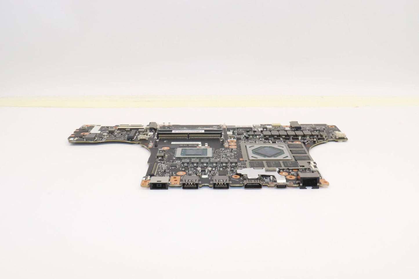 Lenovo Bdplanar Mbl82Uhwinr96900Hxrx6 - 5B21J10850