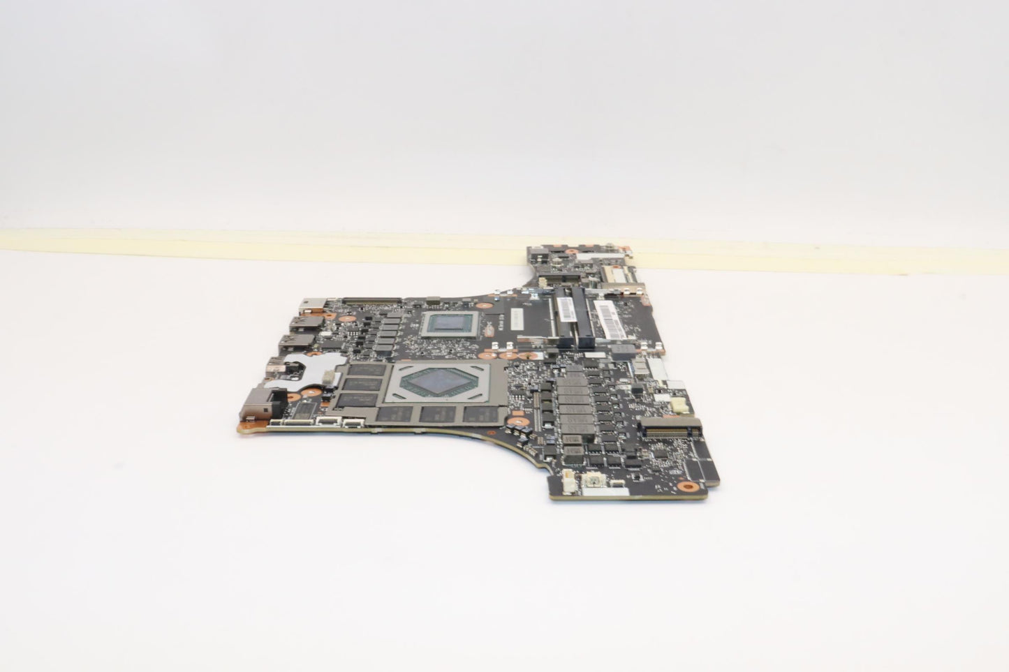 Lenovo Bdplanar Mbl82Uhwinr96900Hxrx6 - 5B21J10850