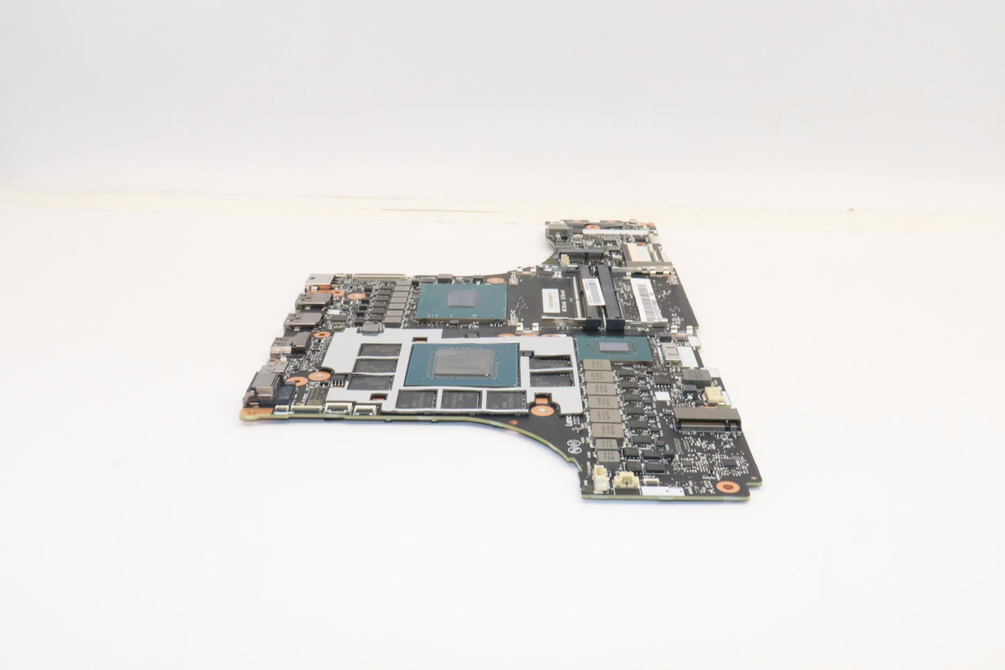 Lenovo Bdplanar Mb L82Tdi9Rtx3080Ti16 - 5B21J11312