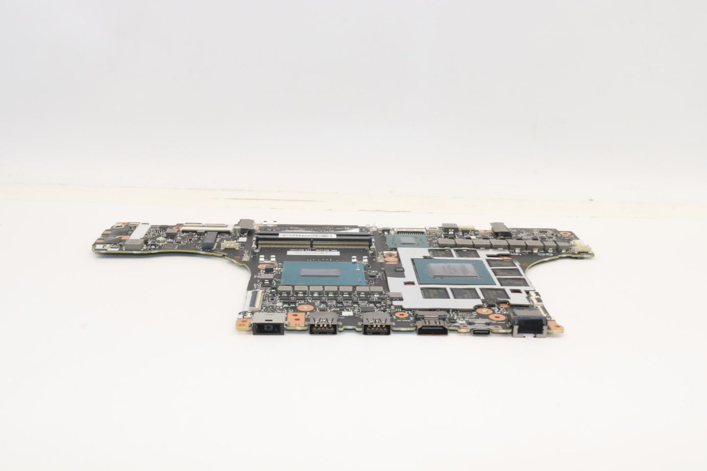 Lenovo Bdplanar Mb L82Tdi9Rtx3080Ti16 - 5B21J11313