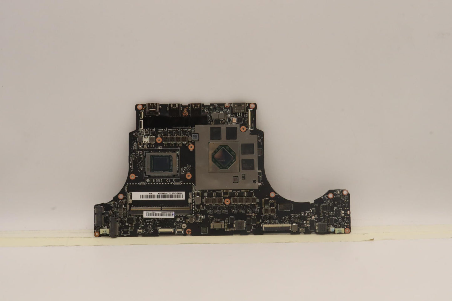 Lenovo Bdplanar Mbl82Ugwinr76800Hrx66 - 5B21J12073