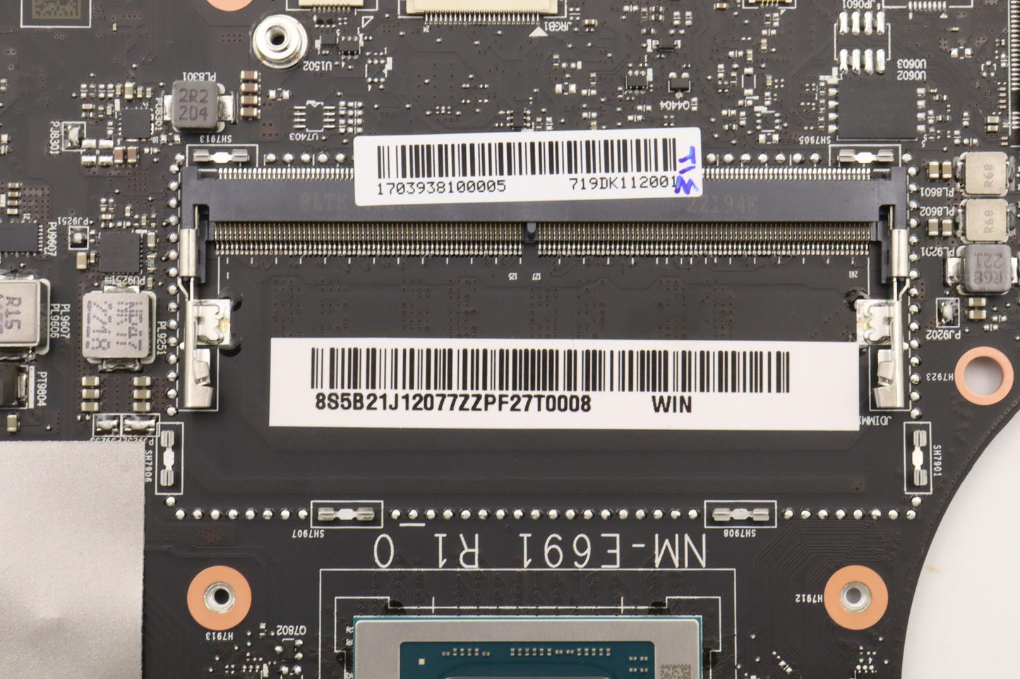 Lenovo Bdplanar Mbl82Ugwinr96900Hxrx6 - 5B21J12077