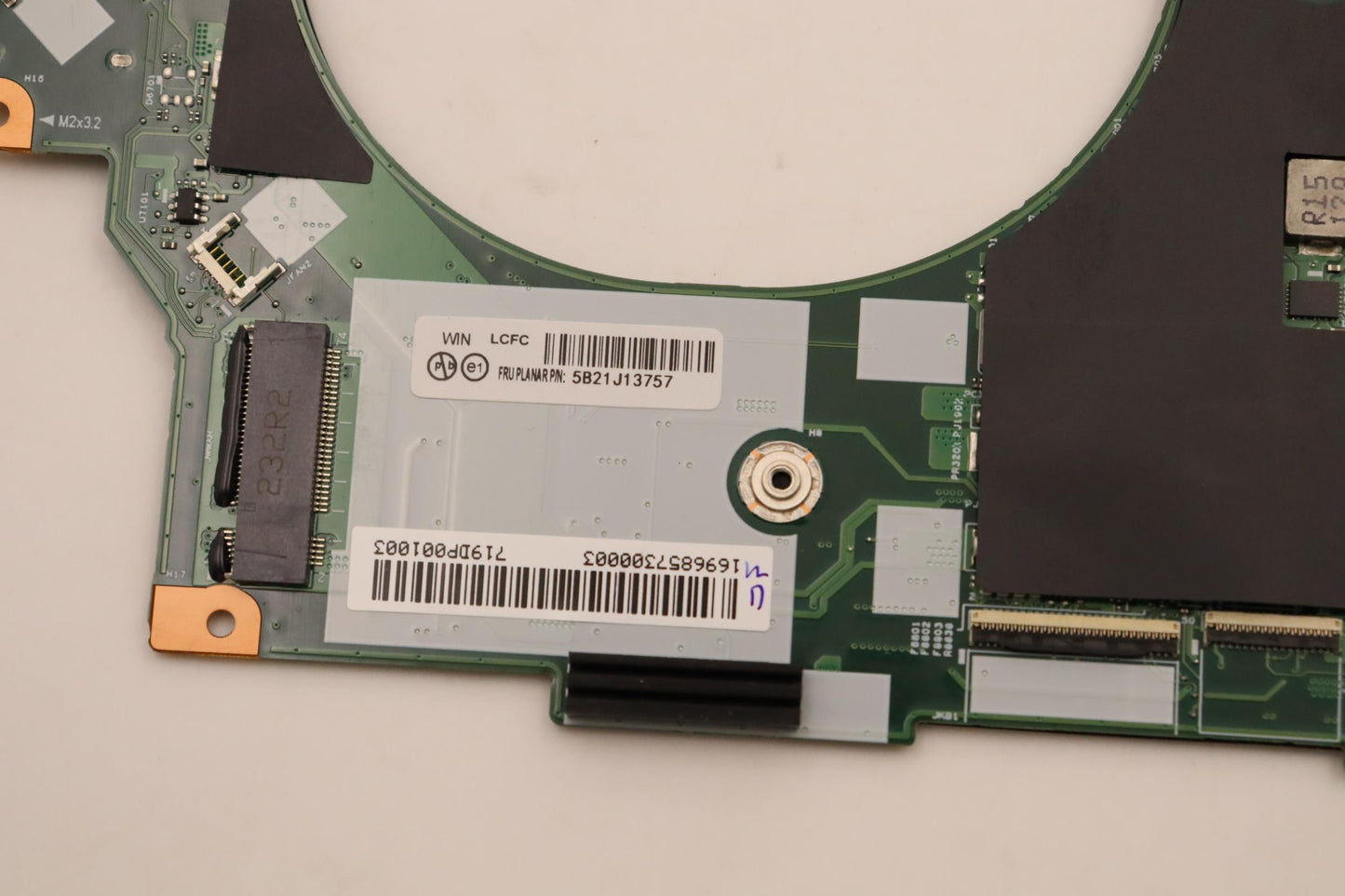 Lenovo Bdplanar Win,R76850H,Dis,16,Ya - 5B21J13757