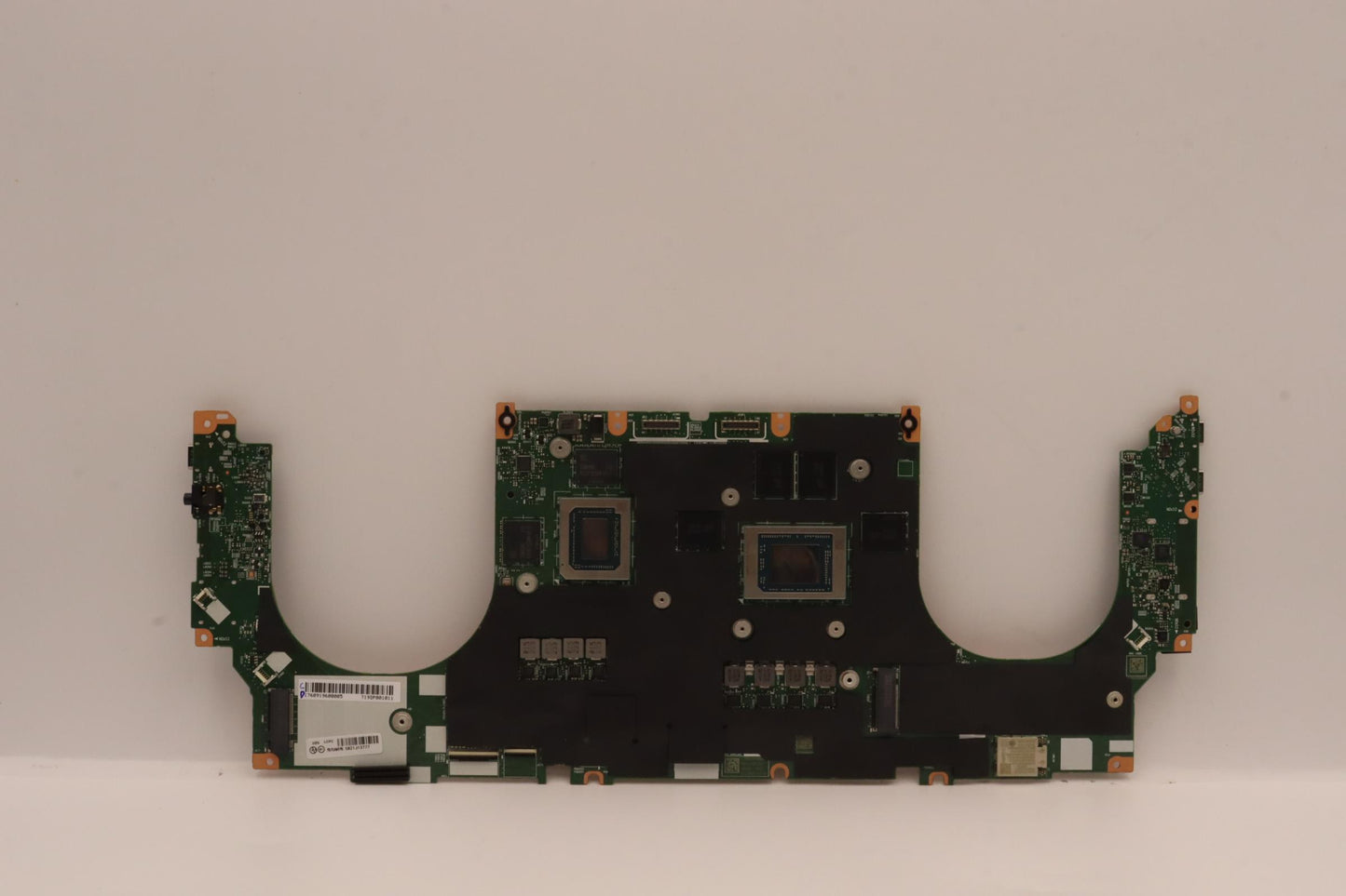 Lenovo Bdplanar Win,R96950H,Dis,32,Ya - 5B21J13777