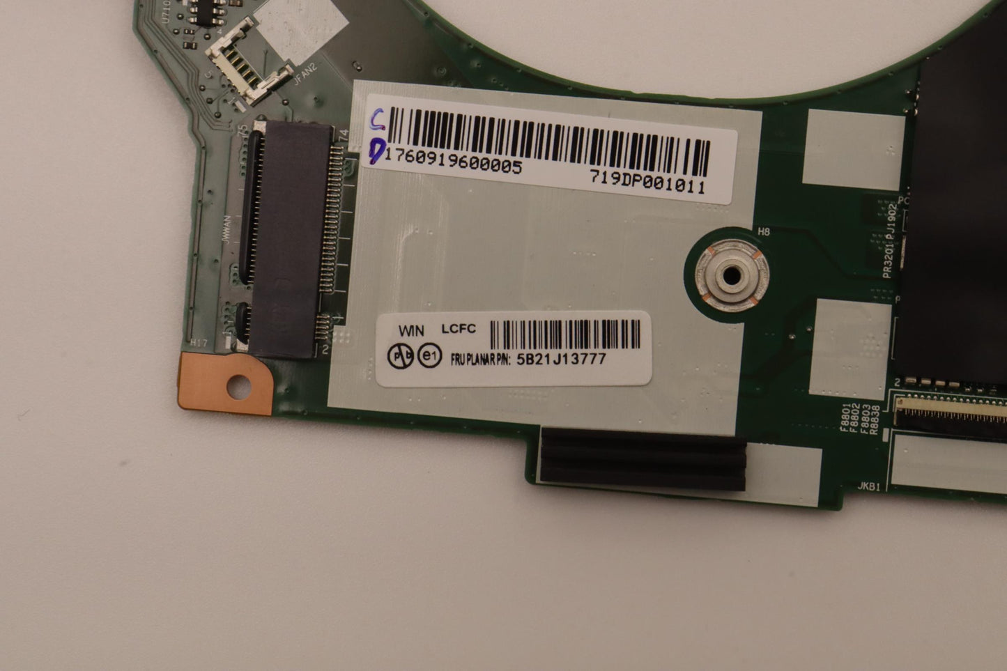 Lenovo Bdplanar Win,R96950H,Dis,32,Ya - 5B21J13777
