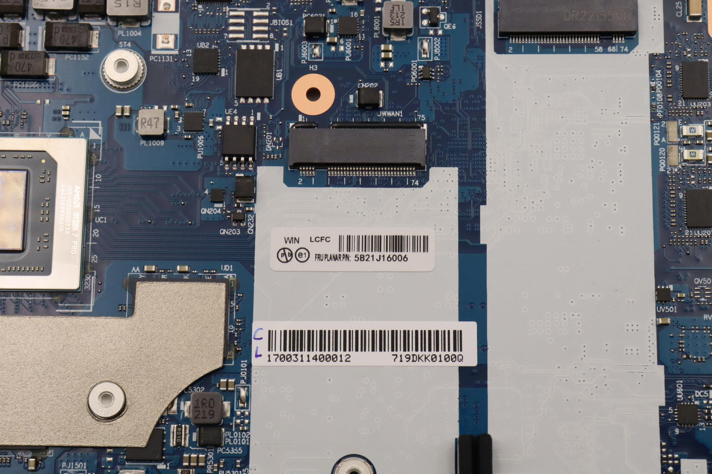 Lenovo Motherboard R7 PRO, 32GB RAM, Windows DPK - 5B21J16006