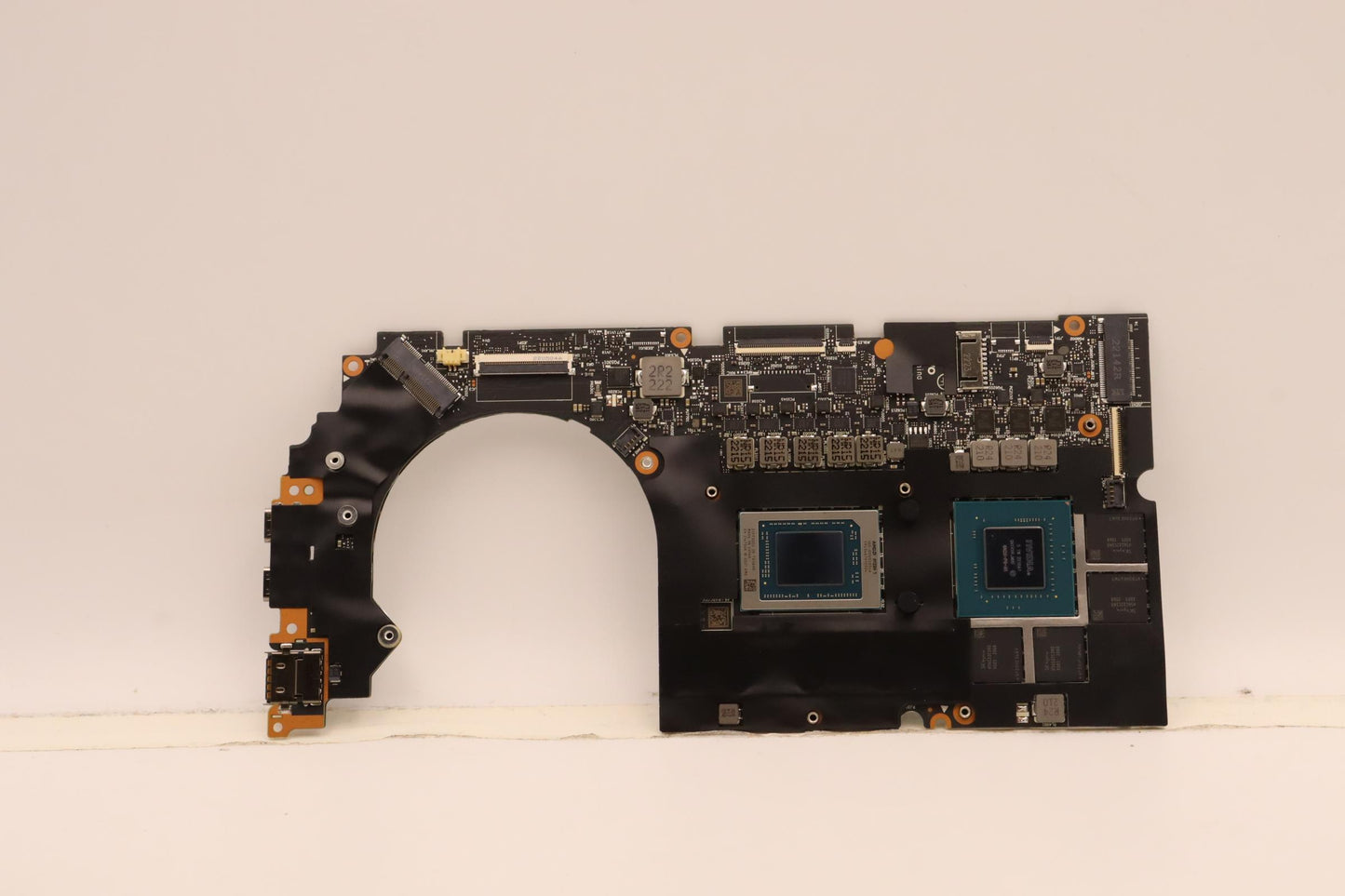 Lenovo Bdplanar Mbl82Tlnokr56600Hsce3 - 5B21J16711
