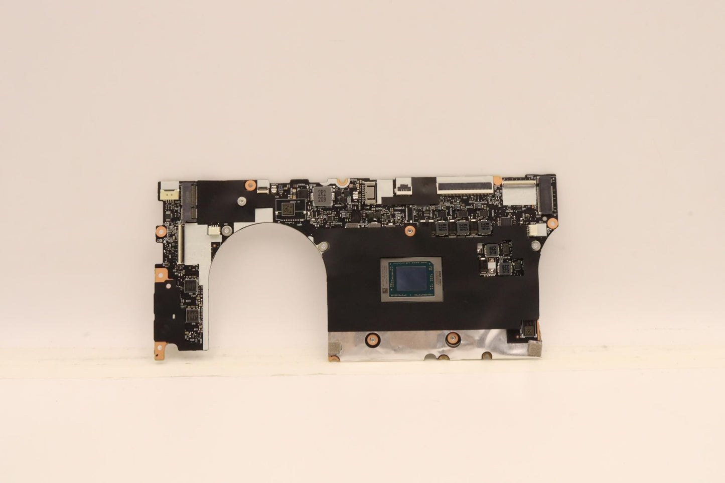 Lenovo Bdplanar Mb L82Uu Win R56600Hs - 5B21J23535
