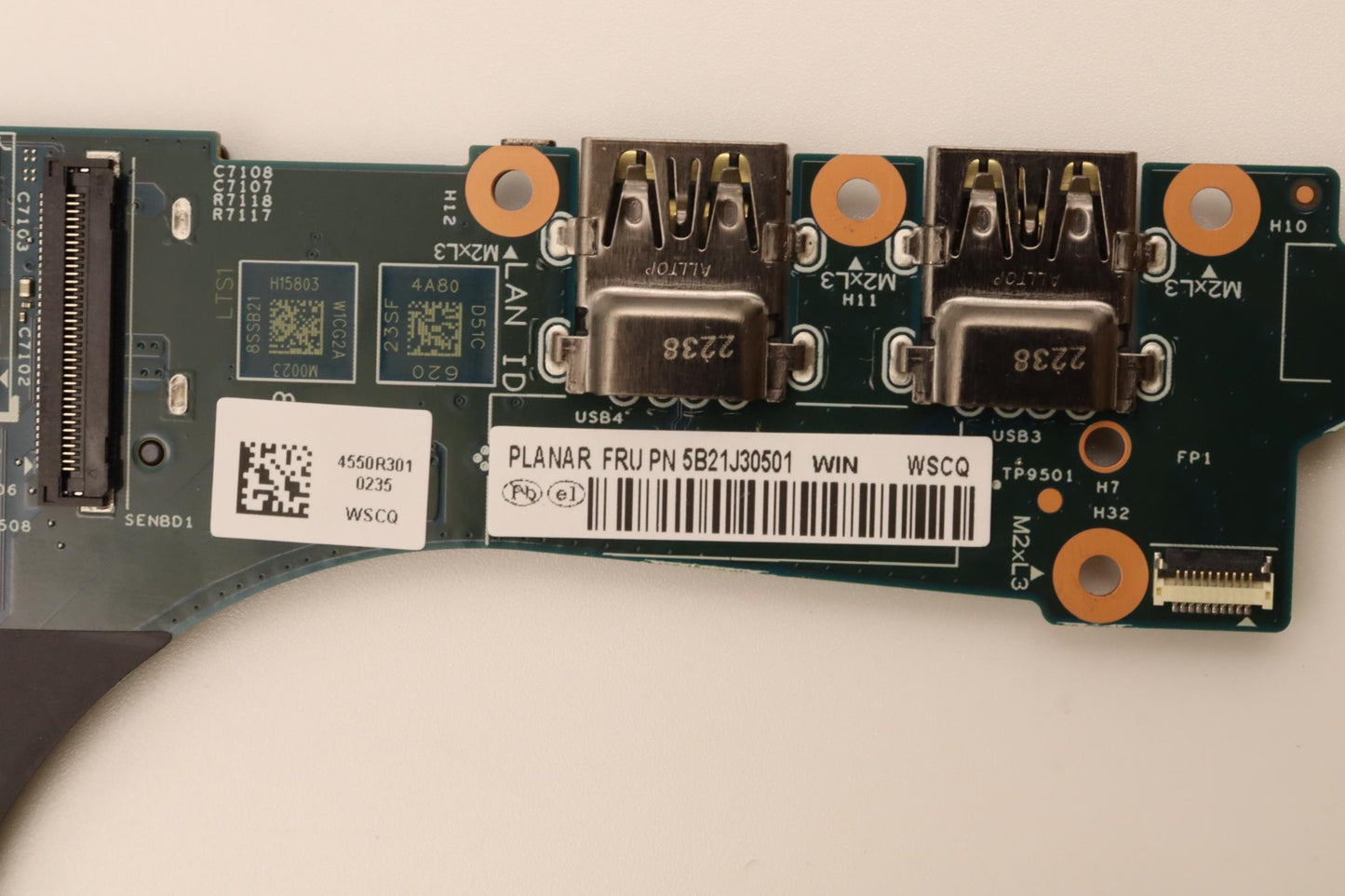 Lenovo Motherboard with Intel i7-12800H vPro and NVIDIA RTX A1000 - 5B21J30501