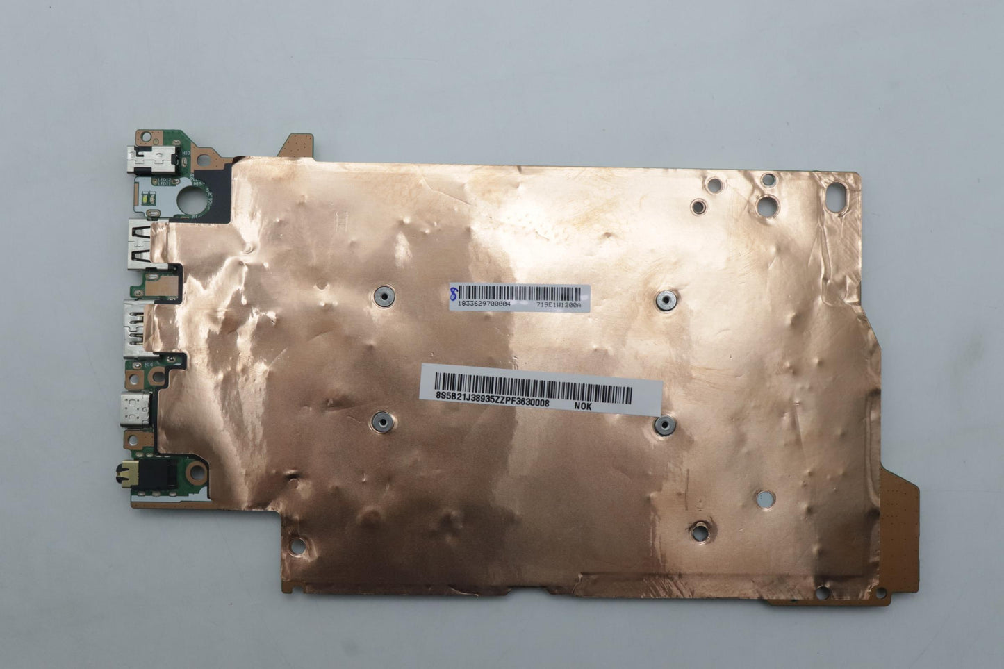 Lenovo Bdplanar Mb L82Xl Nok R37330Uu - 5B21J38935