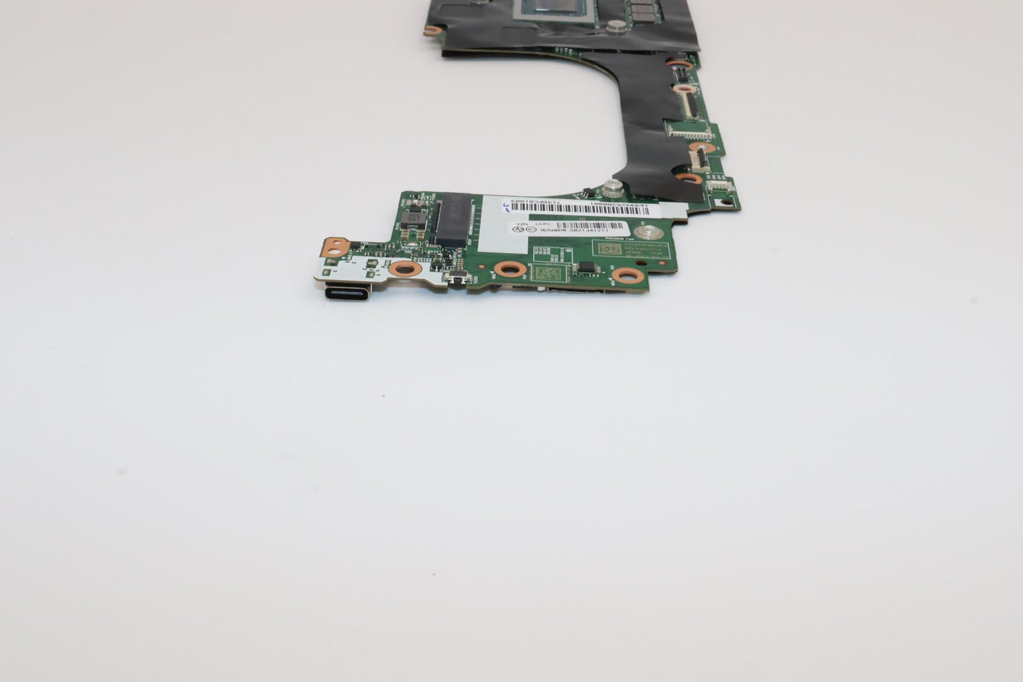 Lenovo Motherboard Ryzen 7, 16GB RAM, TPM 2.0, Windows DPK - 5B21J41211