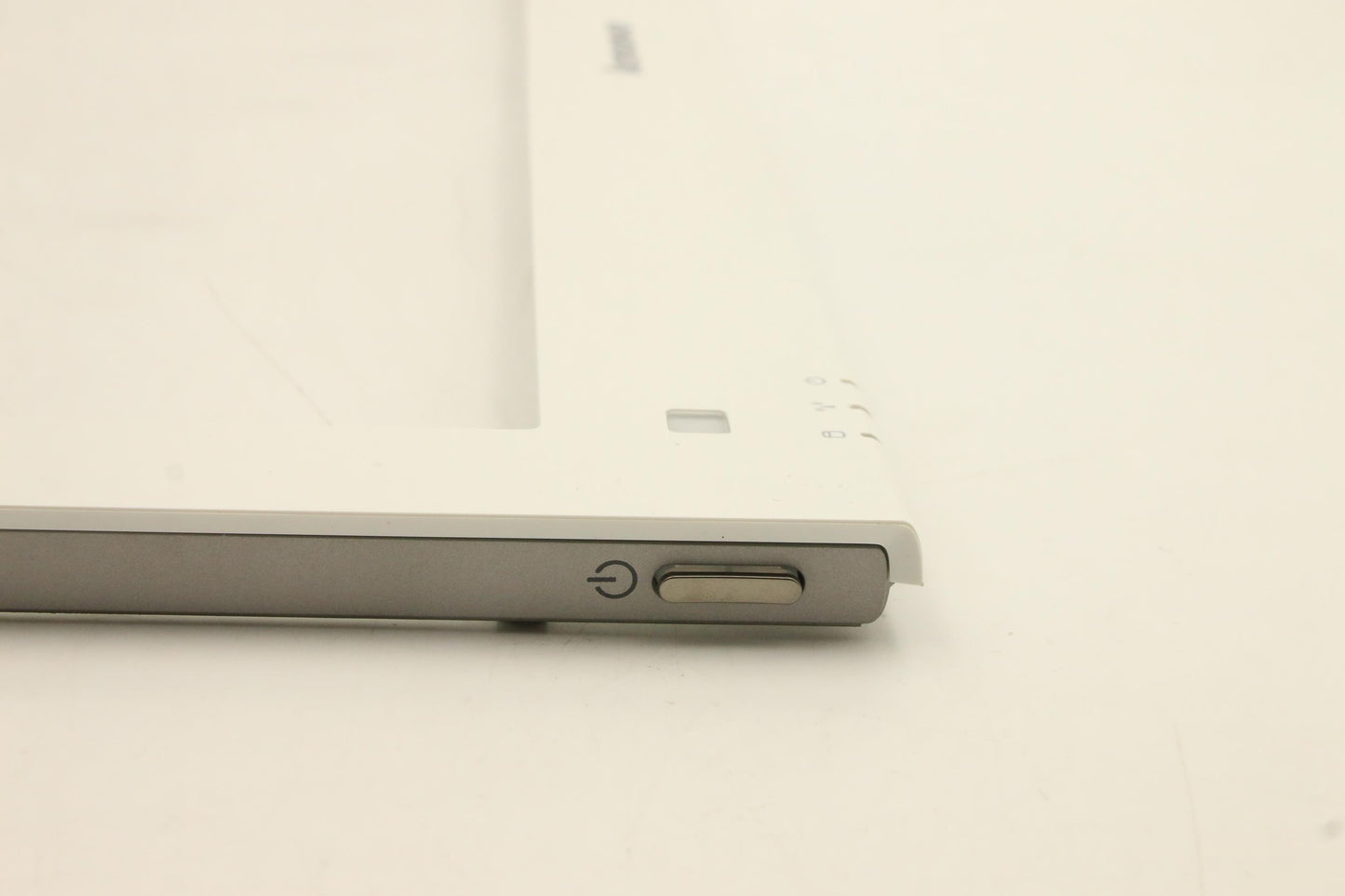 Lenovo Bz Bezels/Doors - 5B30F75337