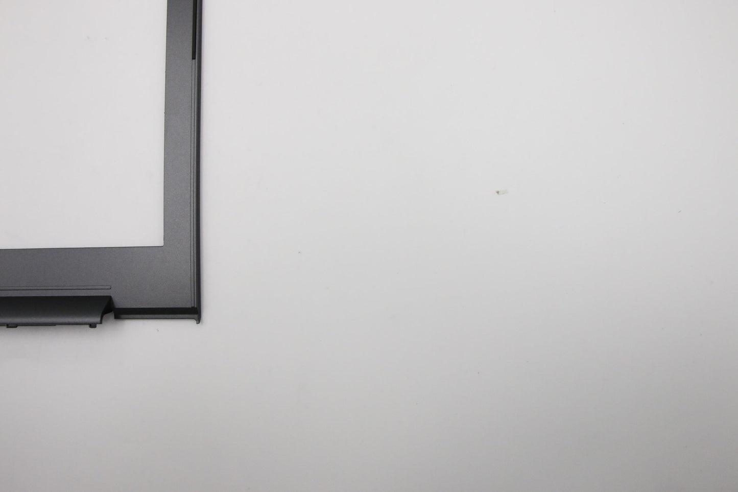 Lenovo Lcd Bezel-Black-15T - 5B30M29211