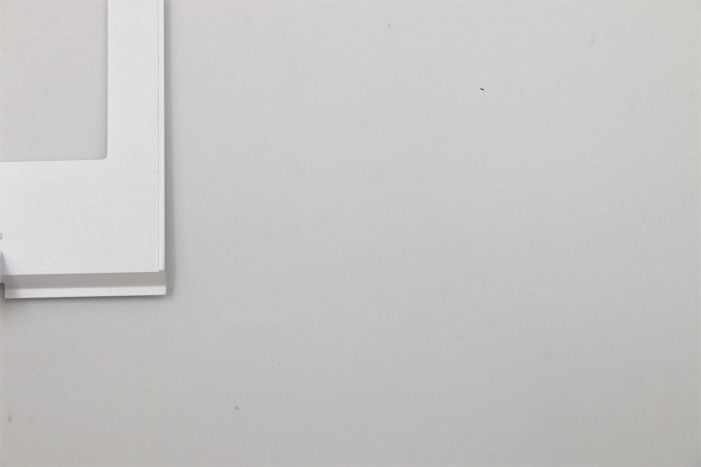 Lenovo Lcd Bezel-White - 5B30M31071