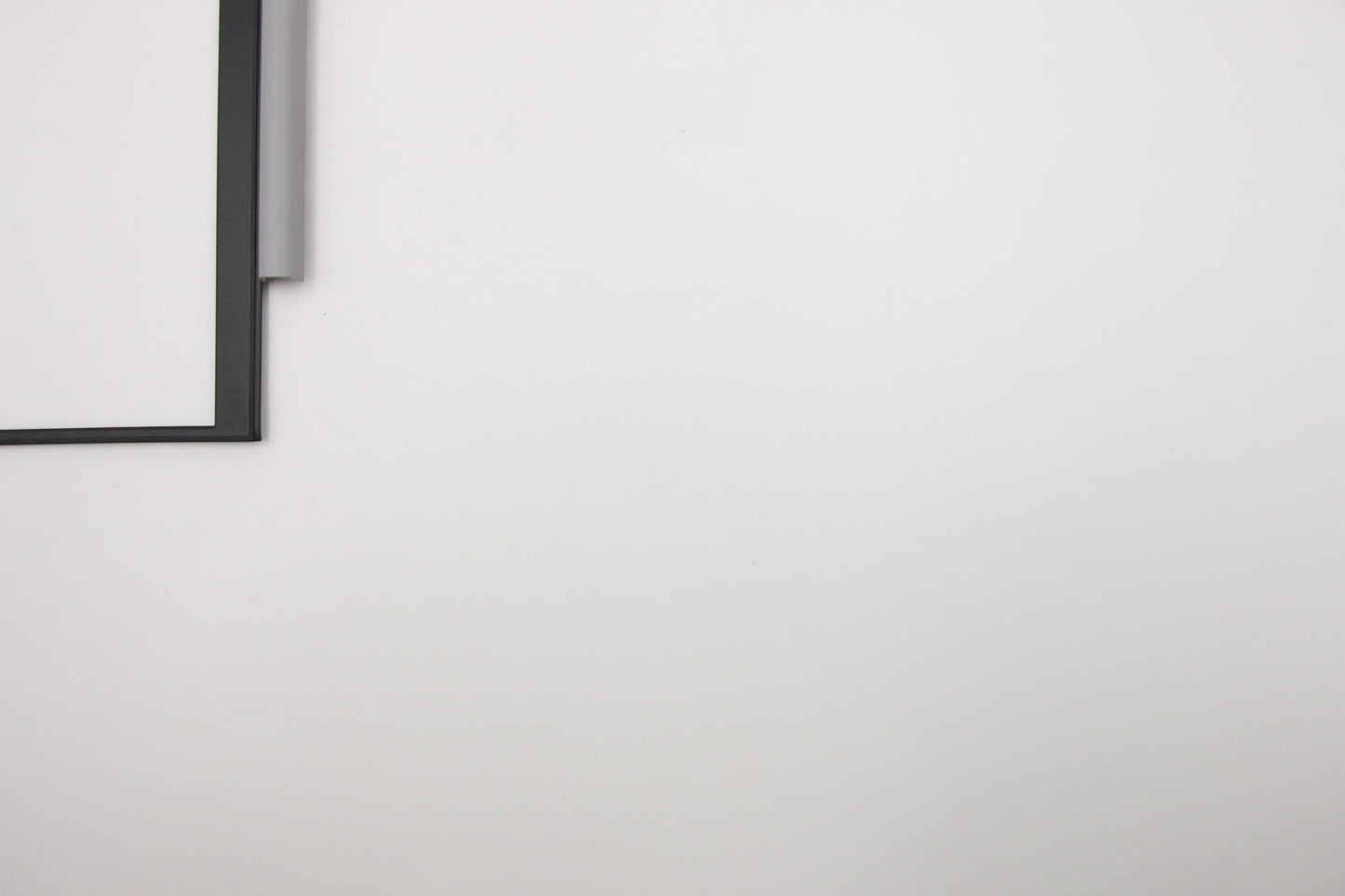 Lenovo LCD Bezel L 81YK, Platinum Grey - 5B30S18940