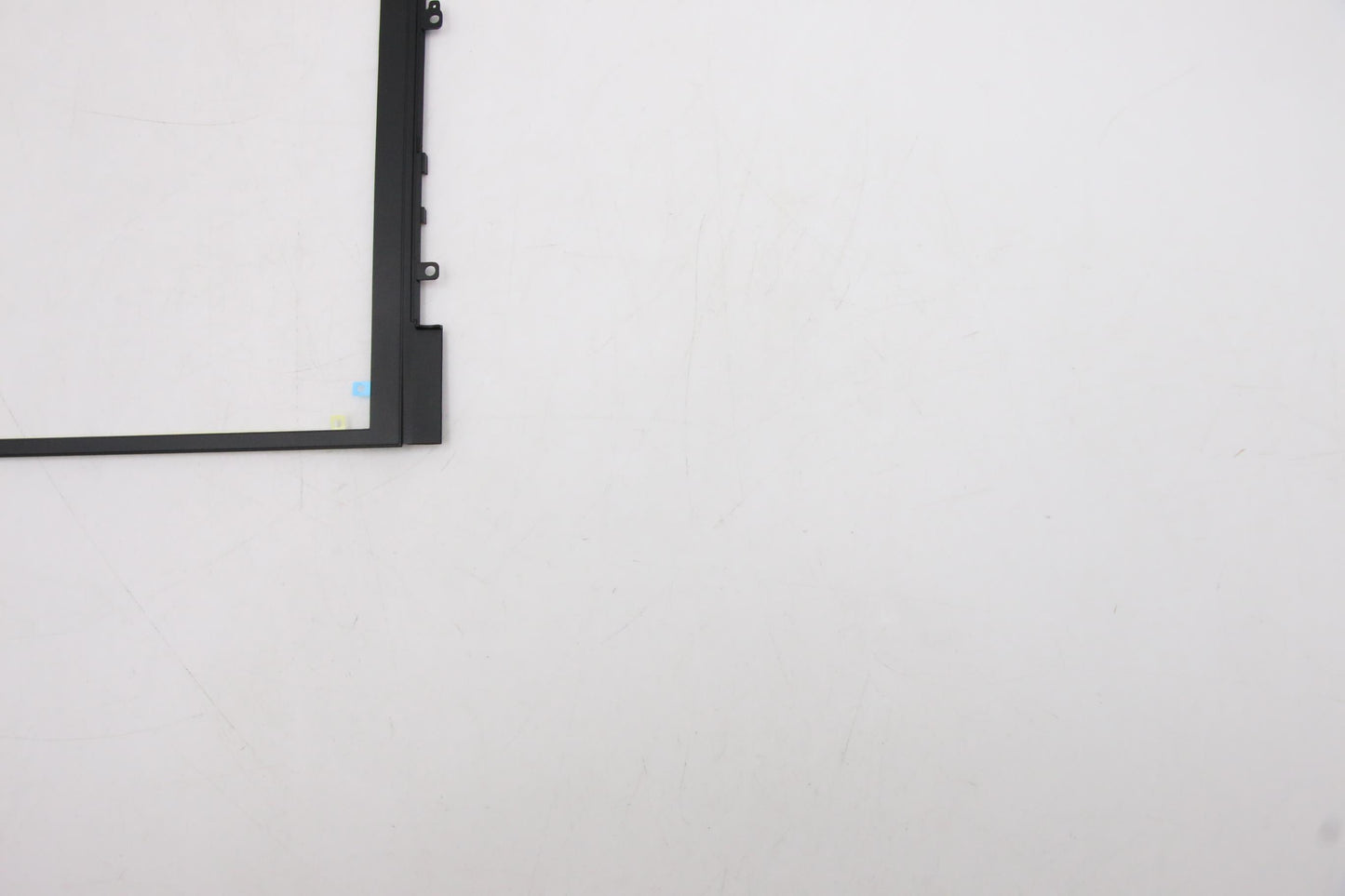 Lenovo - BEZEL LCD Bezel W 82E3 - 5B30S18970