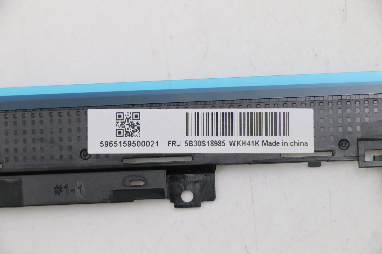 Lenovo Bezel Lcd Bezel C 20Vg Mg 3.2T - 5B30S18985