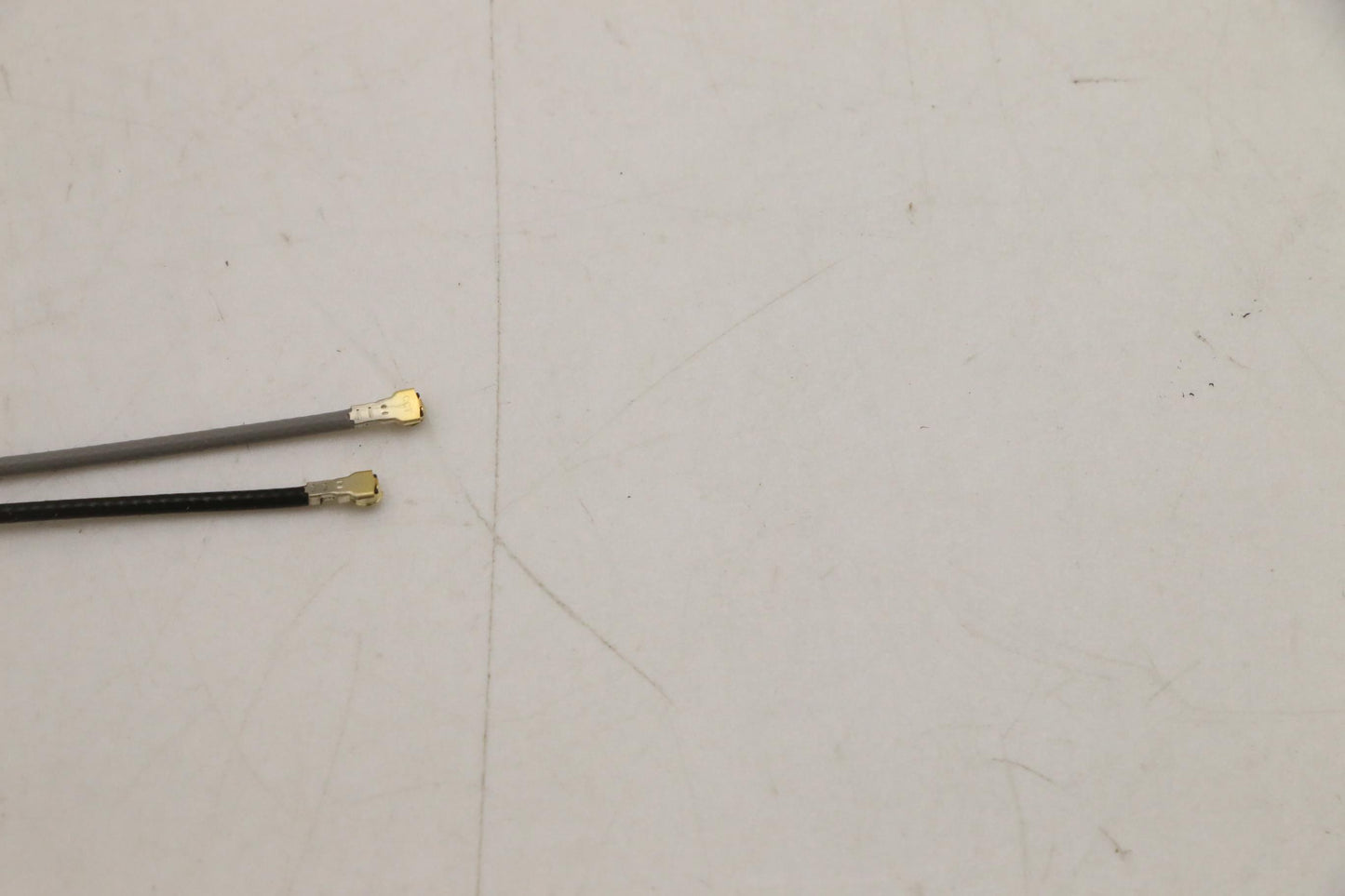 Lenovo Bezel Lcd Bezel H 82Sk W/Lens_ - 5B30S19062
