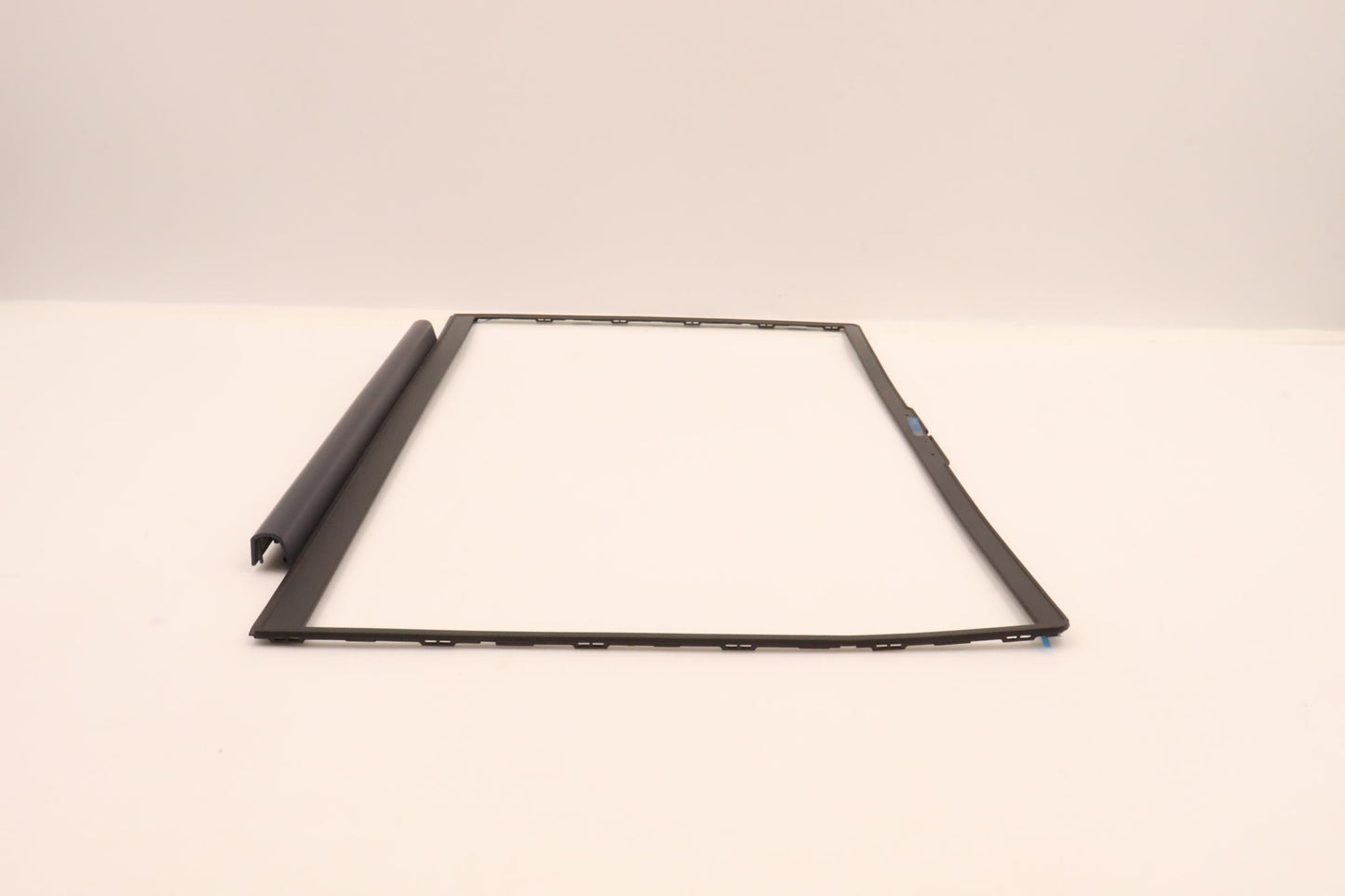 Lenovo Bezel Lcd Bezel L 82Sf Ab - 5B30S19066