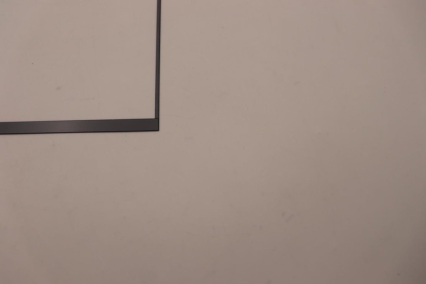 Lenovo Bezel Lcd Bezel L 82Tf Wtape - 5B30S19071