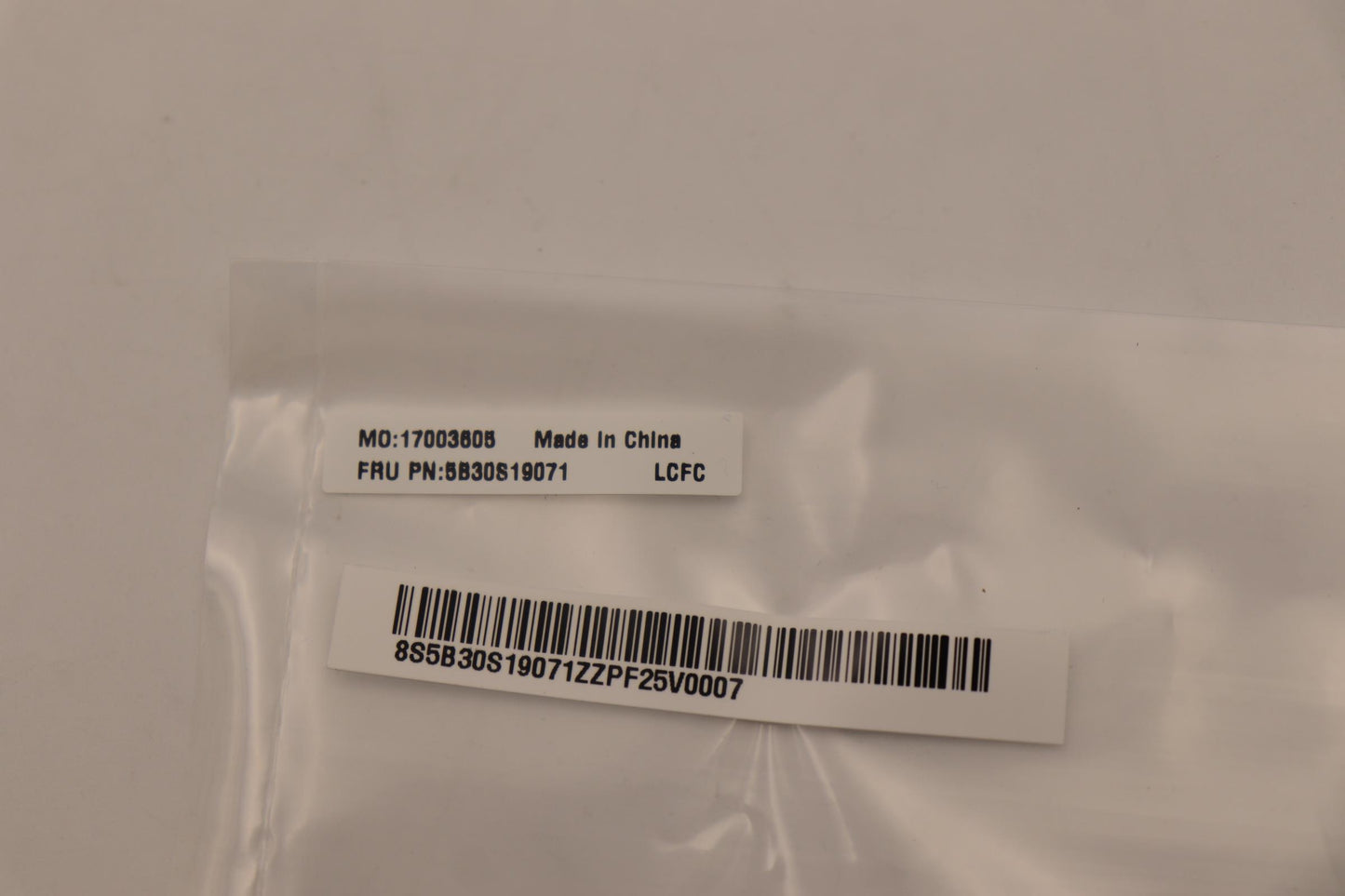 Lenovo Bezel Lcd Bezel L 82Tf Wtape - 5B30S19071