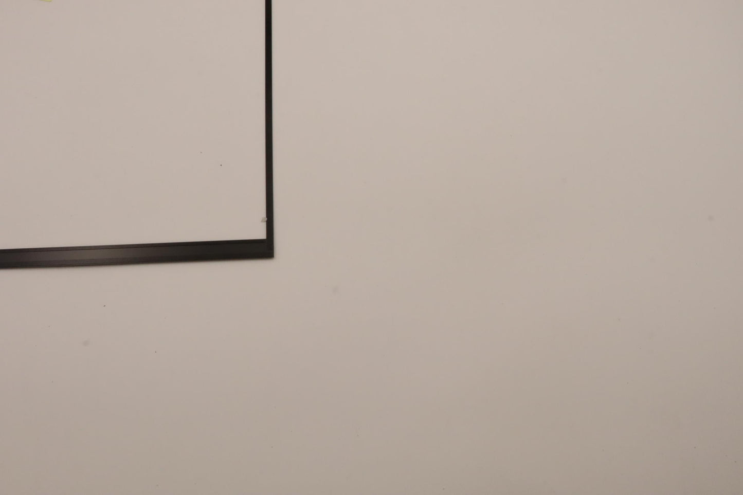 Lenovo Bezel Lcd Bezel L21Ej Oled Wta - 5B30S19077