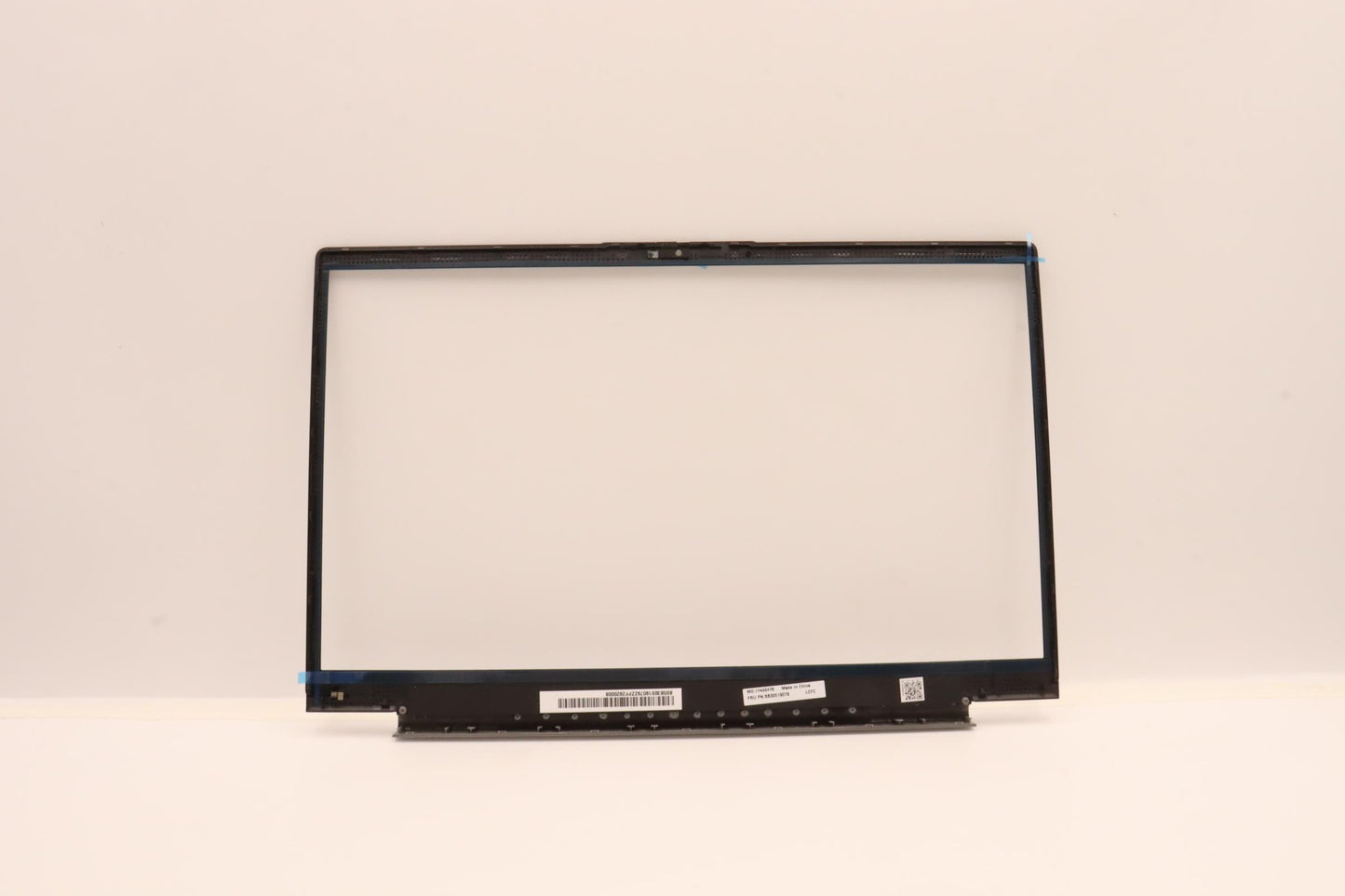 Lenovo Bezel Lcd Bezel L 82Tw - 5B30S19079