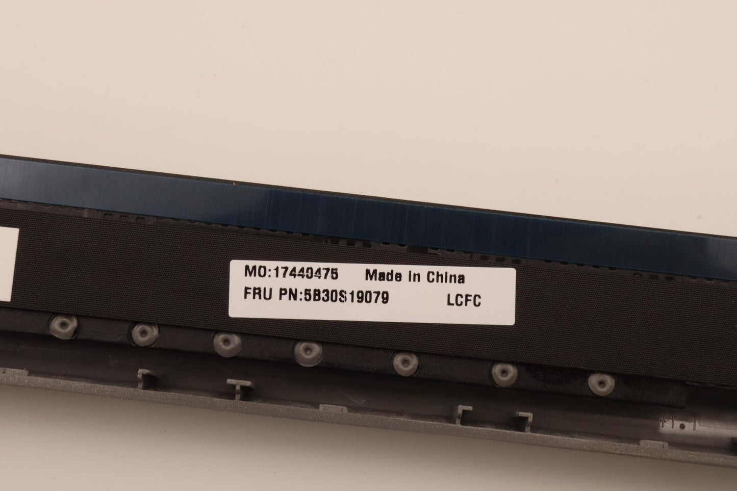 Lenovo Bezel Lcd Bezel L 82Tw - 5B30S19079