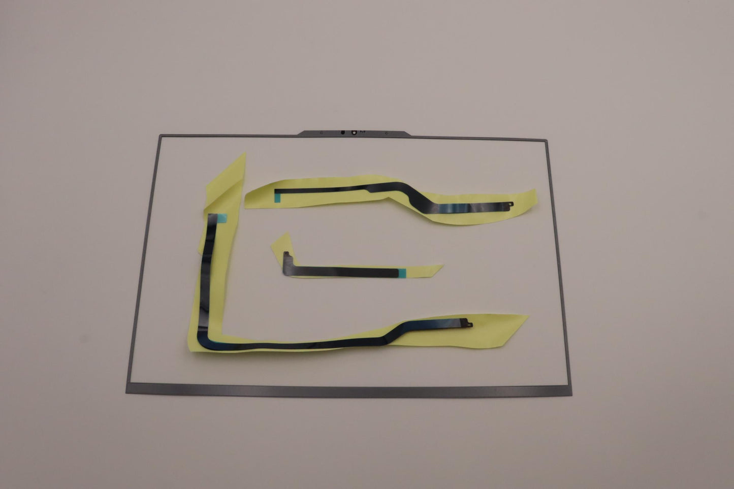 Lenovo Bezel Lcd Bezel L 82Uh Wremova - 5B30S19084