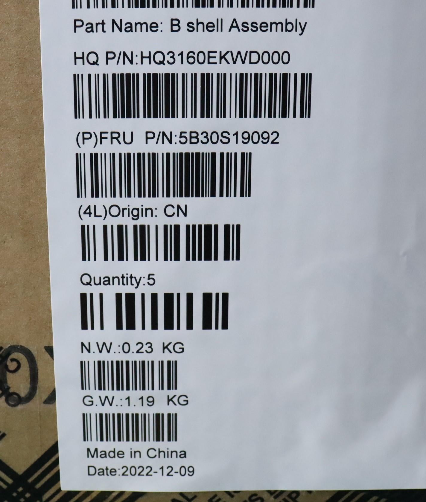 Lenovo Bezel Lcd Bezel H 82Wu W/Lens_ - 5B30S19092