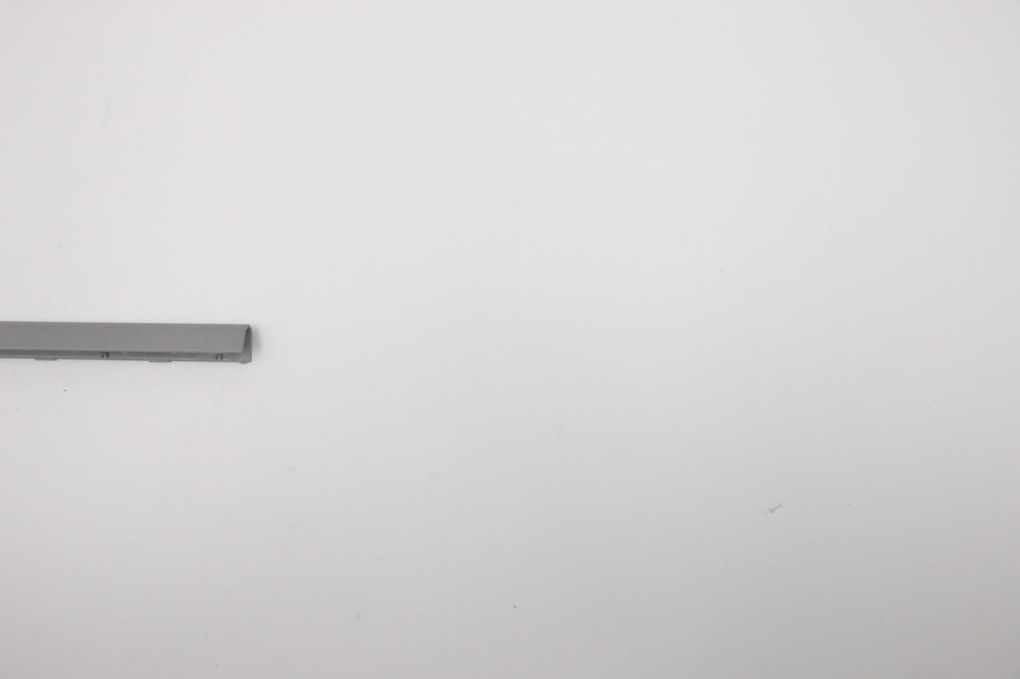 Lenovo Hinge Cap Pl_Silver - 5B30Y88668