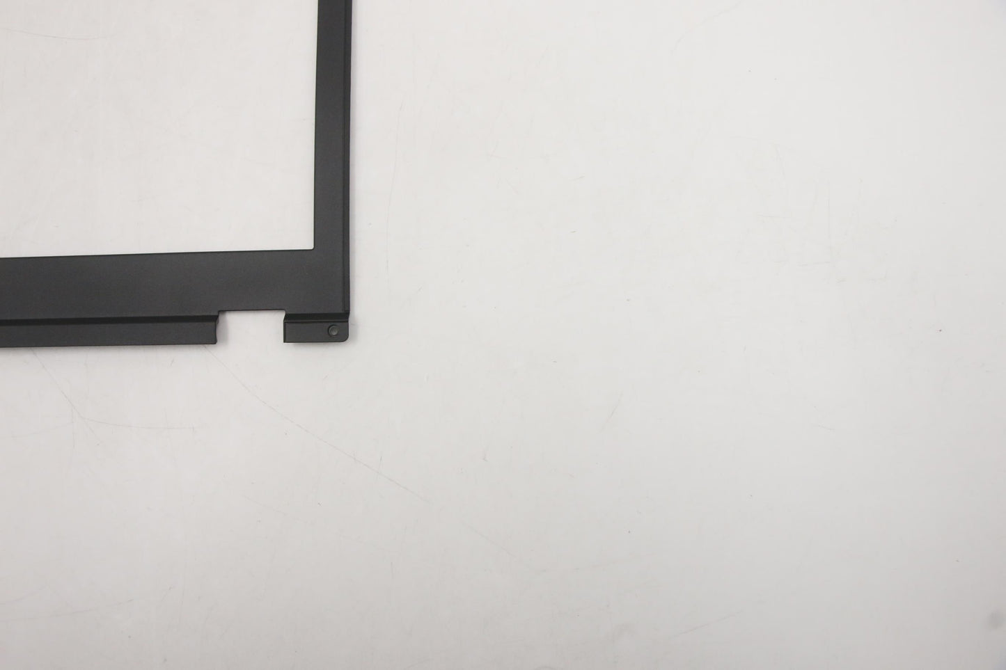 Lenovo Bezel Fru Bezel P17 B Cover Mi - 5B30Z38869