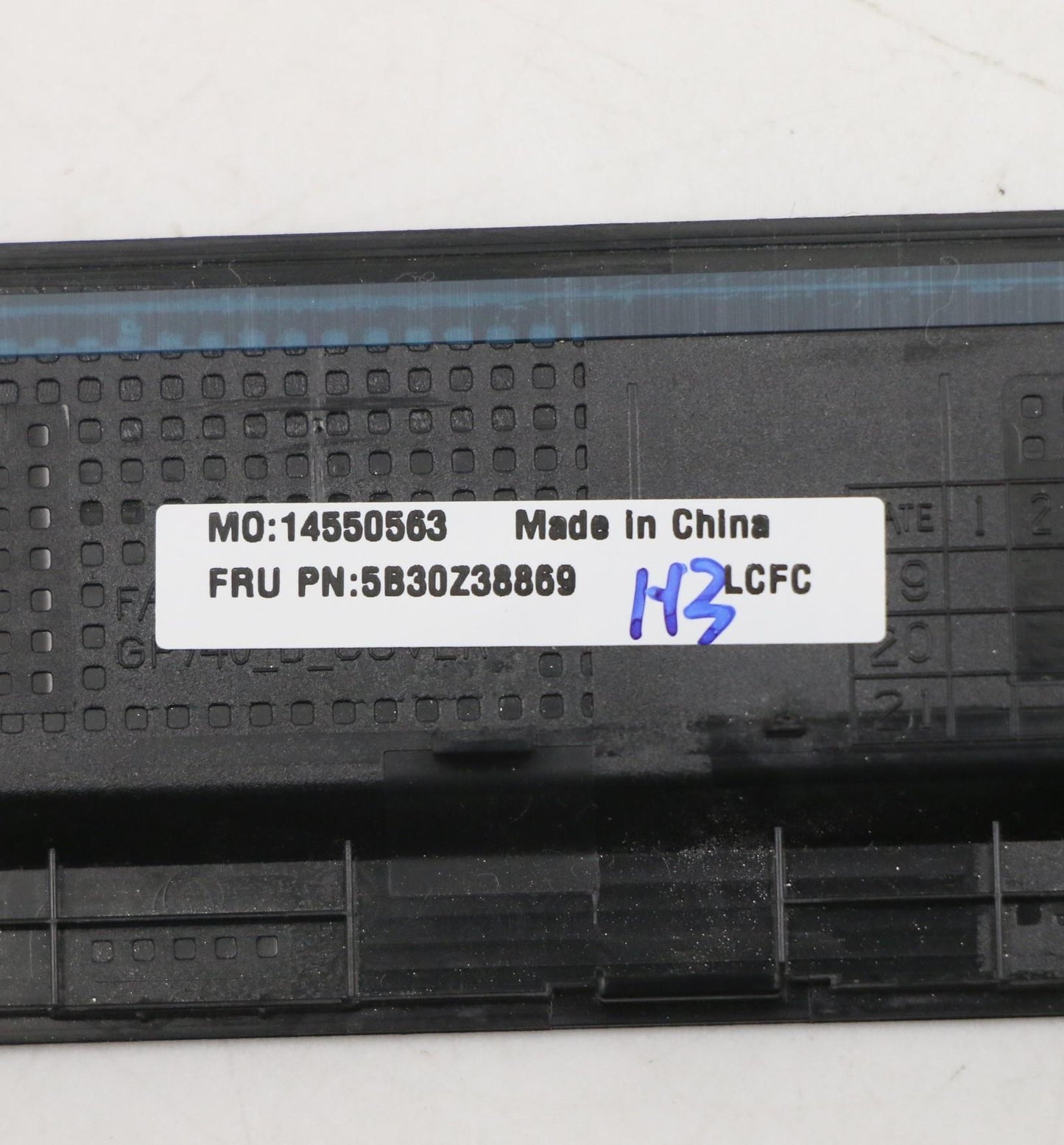 Lenovo Bezel Fru Bezel P17 B Cover Mi - 5B30Z38869