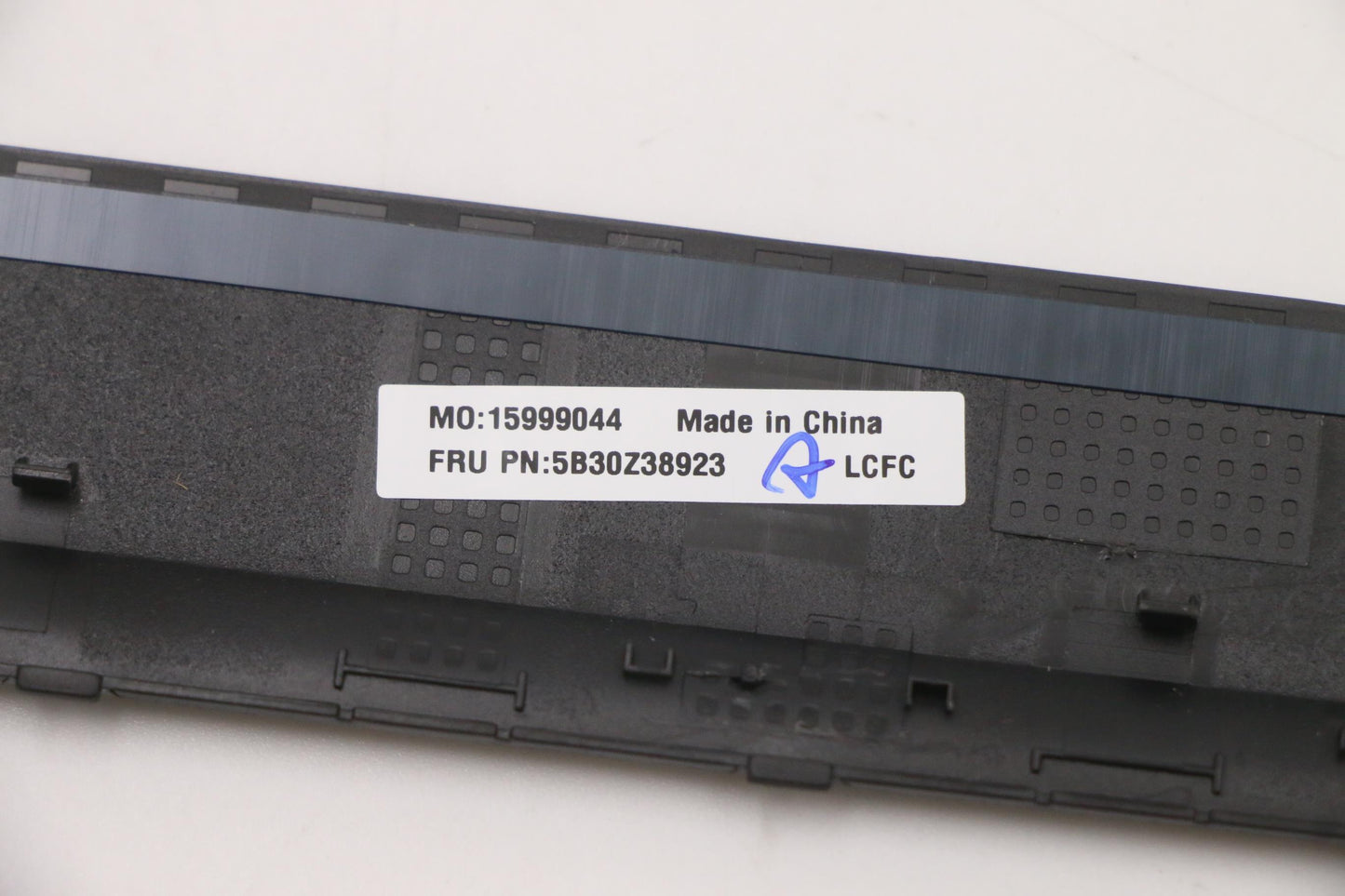 Lenovo Bezel T15P Gen2_B_Cover_Sub_As - 5B30Z38923