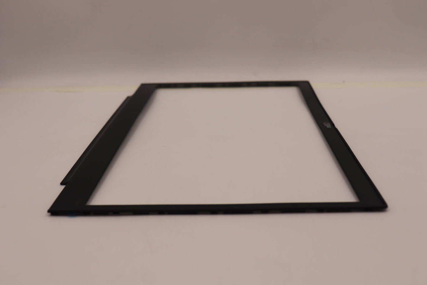 Lenovo Bezel Sub-Assembly with IR Camera Cover for JT6A0 - 5B30Z38949