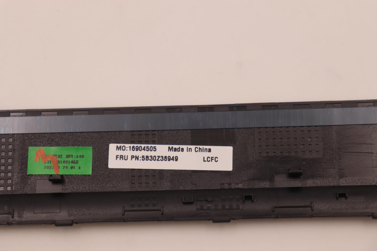 Lenovo Bezel Sub-Assembly with IR Camera Cover for JT6A0 - 5B30Z38949