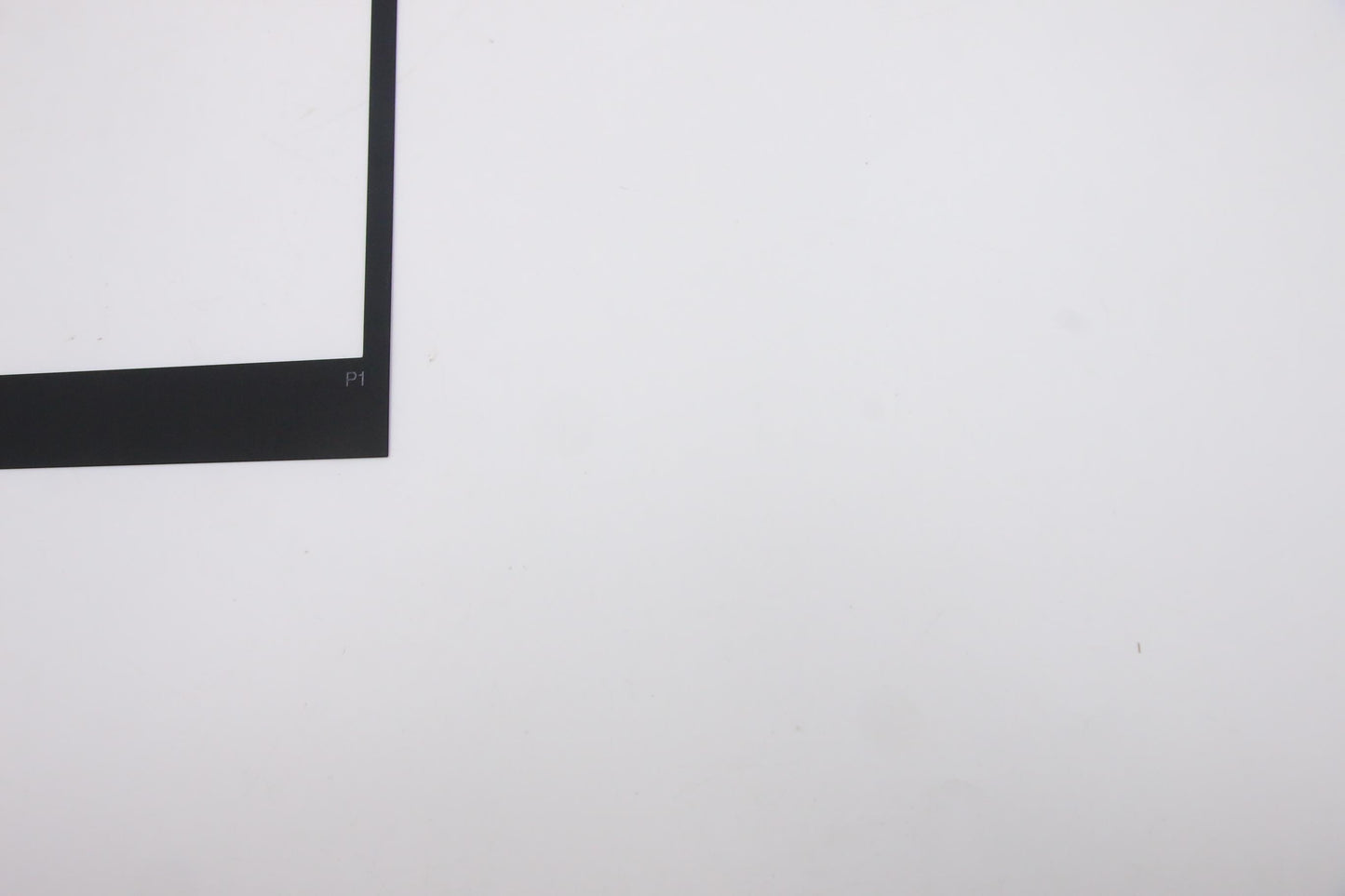 Lenovo LCD Bezel with IR for P1 Gen3 - 5B31B01444
