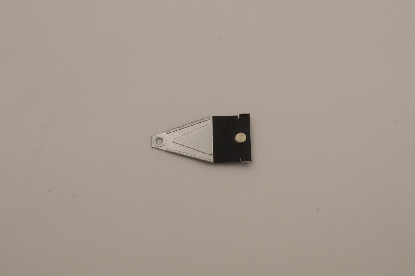Lenovo Bracket Bracket L82Tk Ssdbkt - 5B40S22183