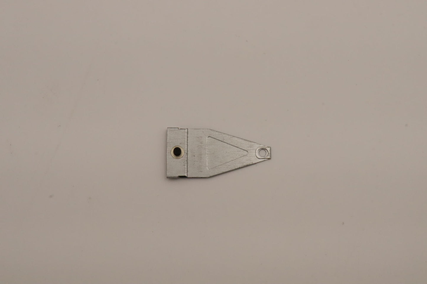 Lenovo Bracket Bracket L82Tk Ssdbkt - 5B40S22183
