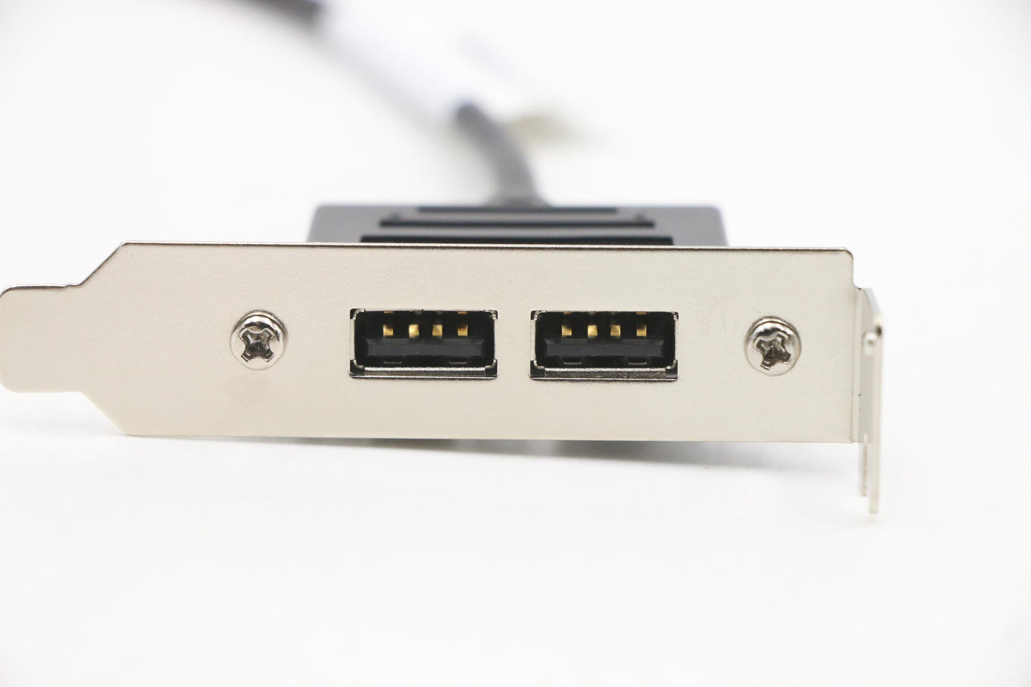 Lenovo Cable Fru 200Mm Rear Usb2 Lp C - 5C10U58186