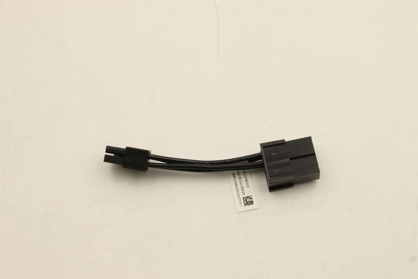 Lenovo Cable Fru 50Mm 8Pin To 4Pin Po - 5C10U58629