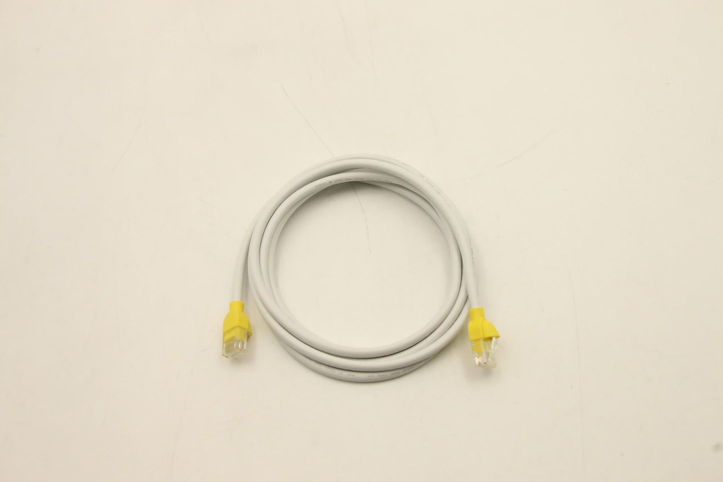 Lenovo Cable 2M,Cat5,Cable,Yellow,Lan - 5C10V25072