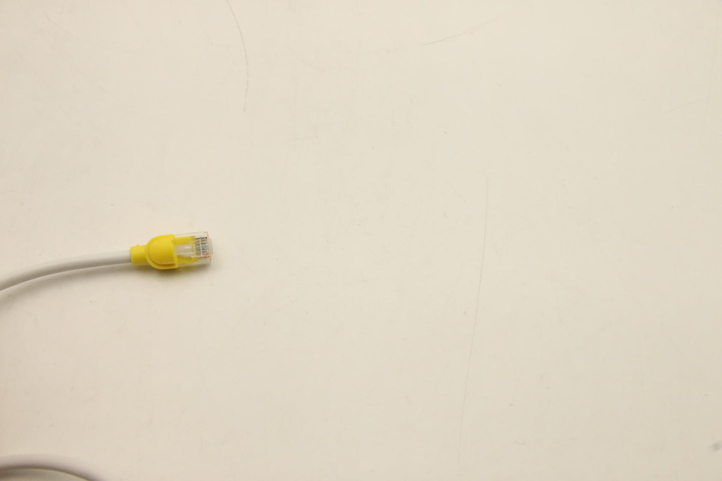 Lenovo Cable 2M,Cat5,Cable,Yellow,Lan - 5C10V25072