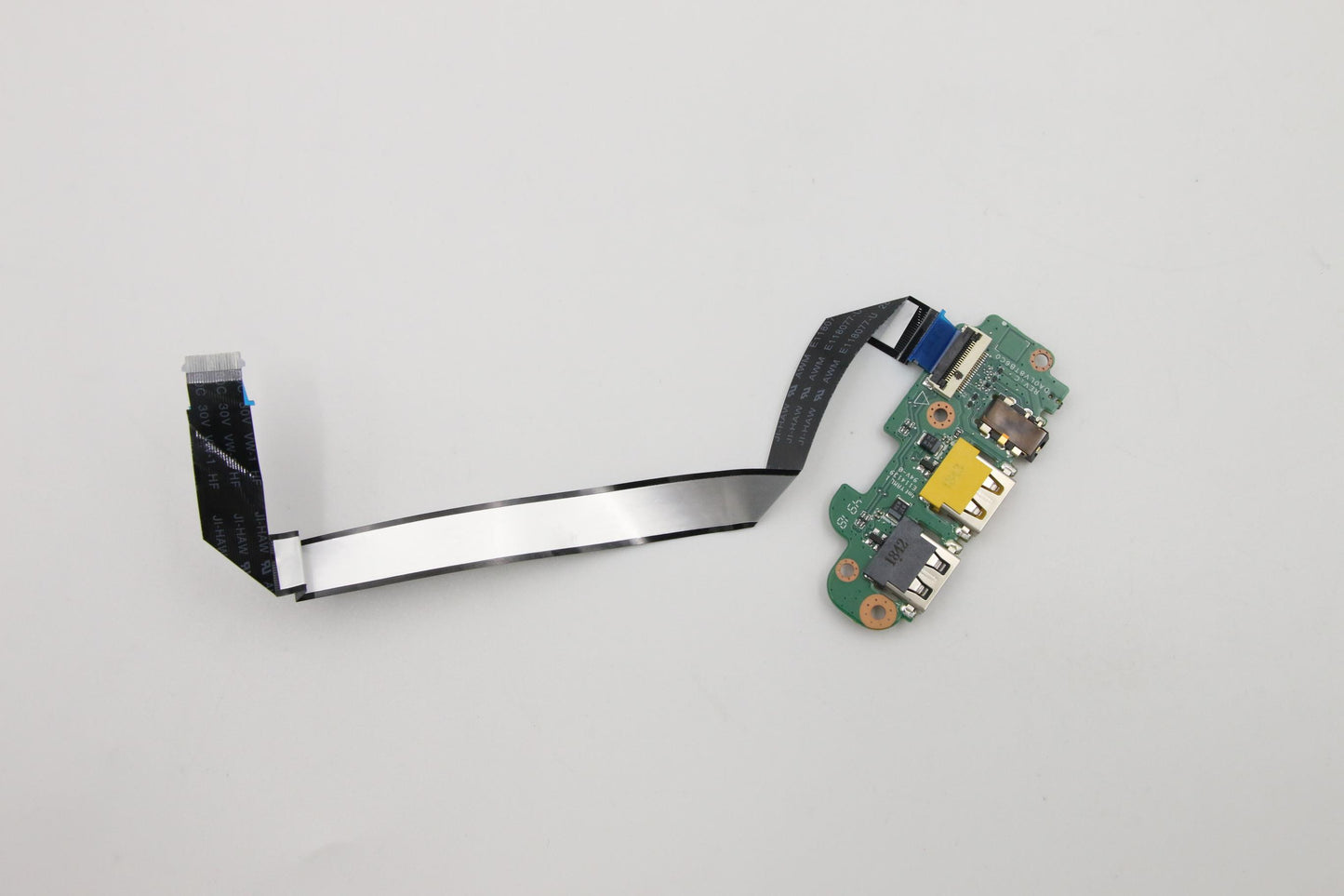 Lenovo Lv8 Usb/B W/Cable Sp - 5C50M31589