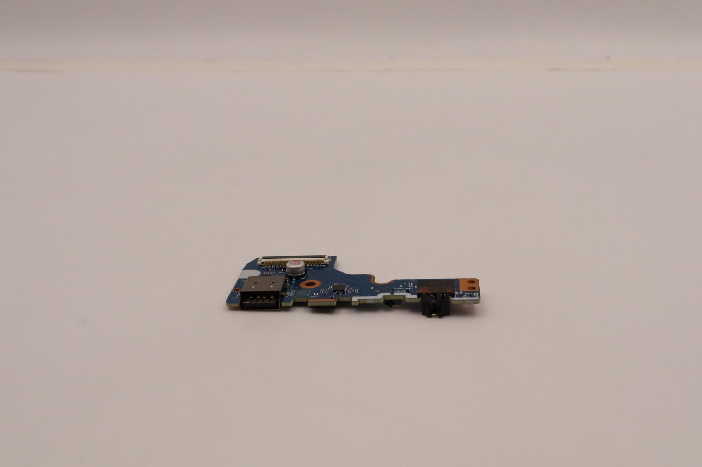 Lenovo Cardpop Usb Board L 82Rd - 5C50S25325