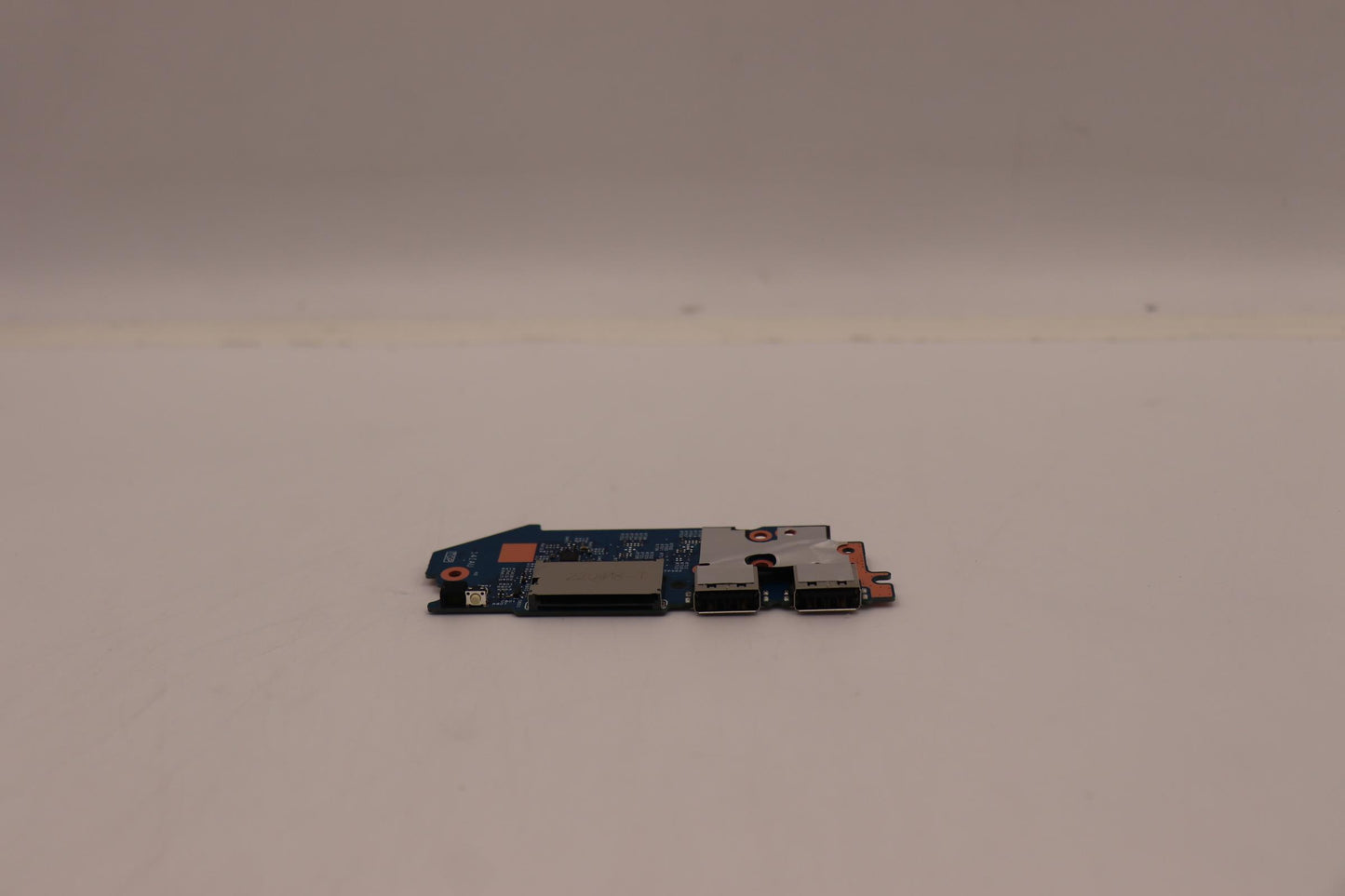 Lenovo USB Board - 5C50S25338