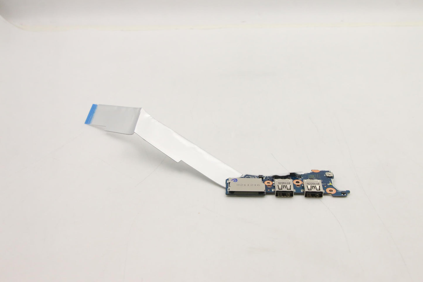 Lenovo Cardpop Usb Board C 82Se W/Ffc - 5C50S25400